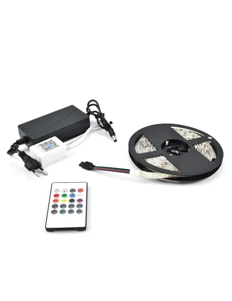 STRISCIA LED RGB AUTOADESIVA 5MT CON FUNZIONE AUDIO BLUETOOTH TELECOMANDO Q-ST50